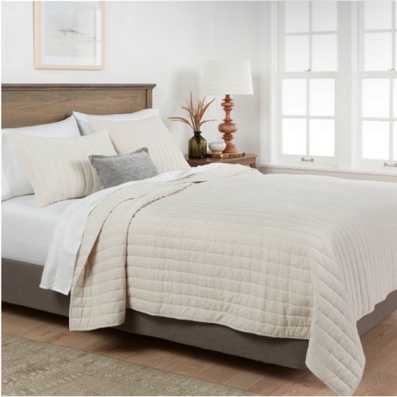 NWT King Channel Stitch Velvet Quilt Cream - Threshold - Picture 2 of 5